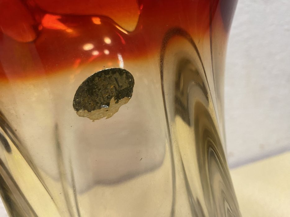 Голяма италианска ваза от духано стъкло