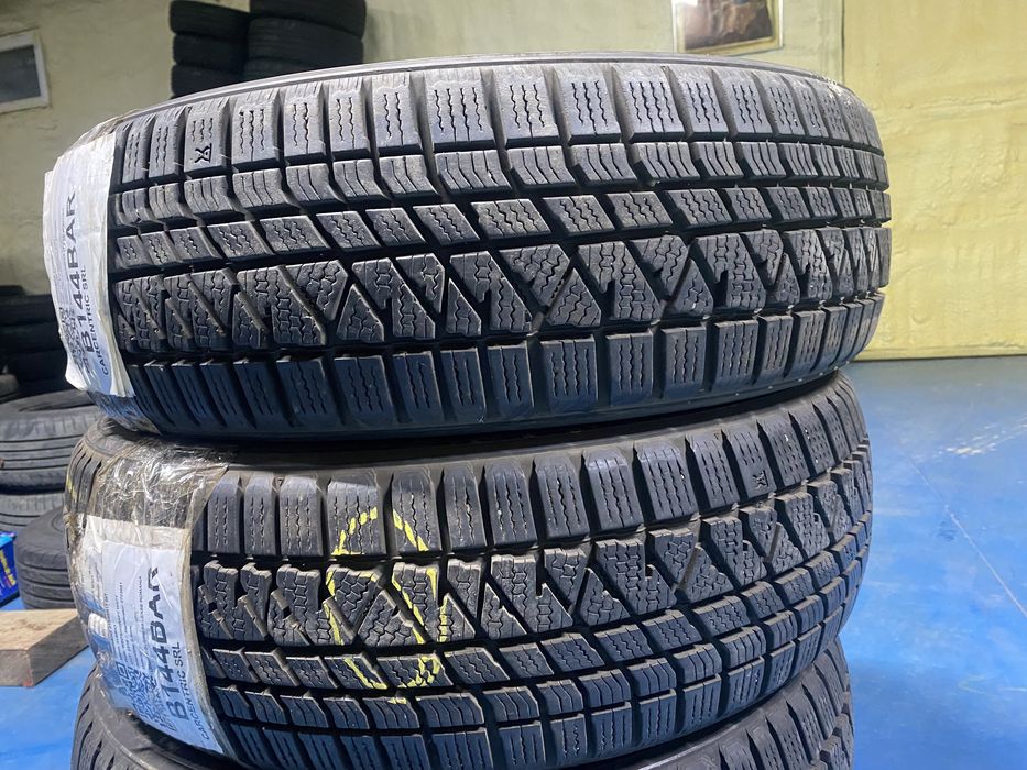 215 65 17 Kumho aproape Noi