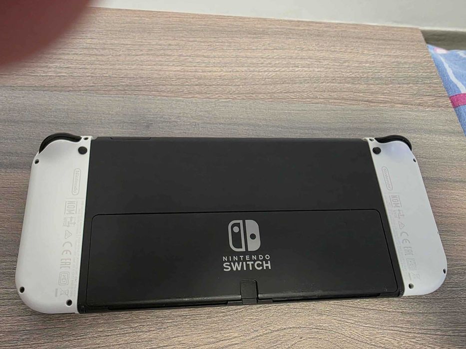 Switch OLED Alb + Accesorii fara cutie originala