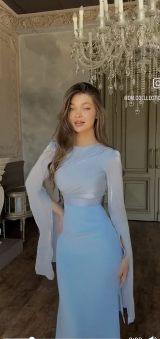 Вечерние платье небесно голубого цвета. Очень легкое платье.