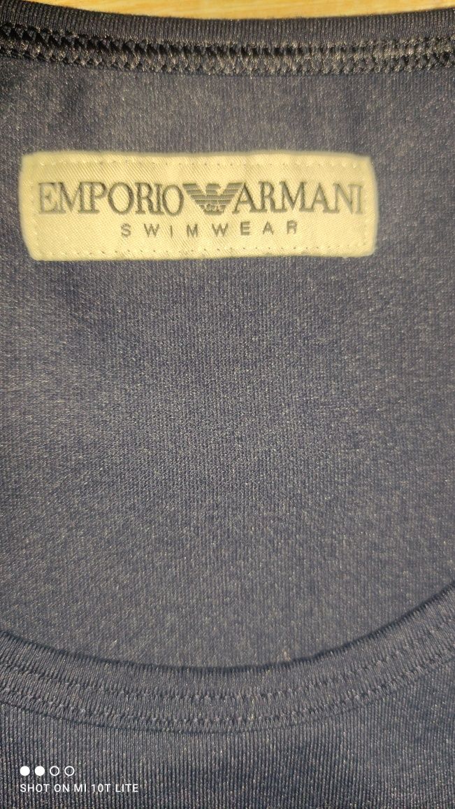 мъжка тениска на Armani