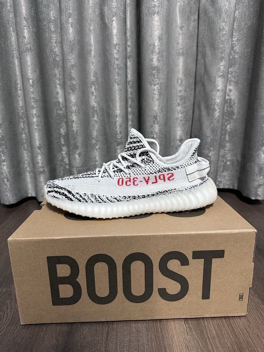 Adidas Yeezy Boost 350v2 Zebra