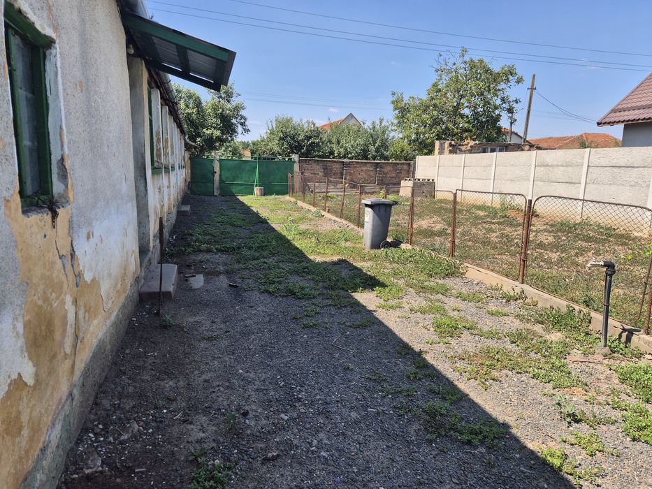 Casa cu teren 1420 mp Secusigiu