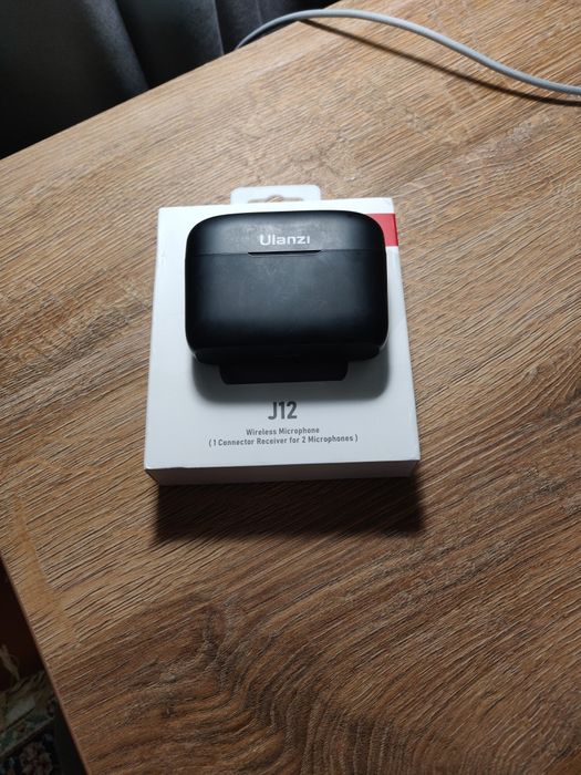 Новый микрофон Ulanzi j12 черный