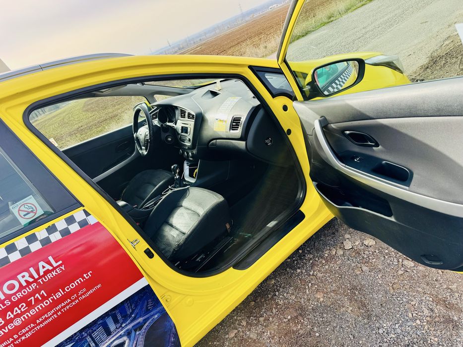Kia Ceed 1.4 101 к.с фейс работещо такси към Yellow
