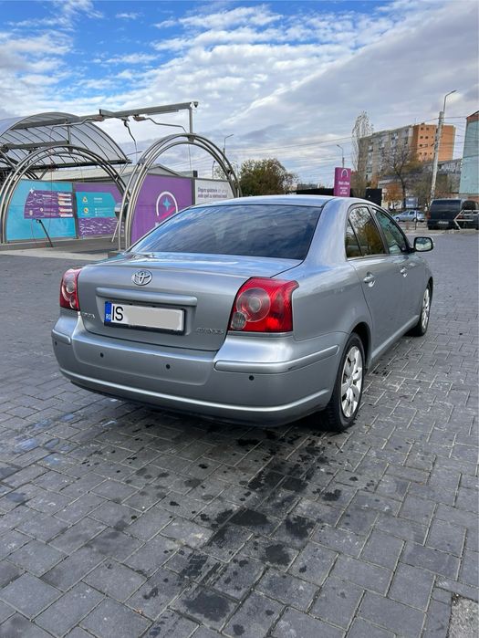 Toyota Avensis 2008 1.6 benzina