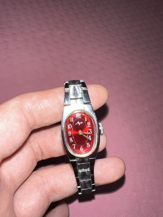 Часы механические, рабочие 1тыс