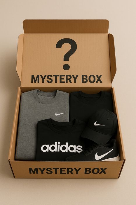 Vand mystery box cu haine de firma