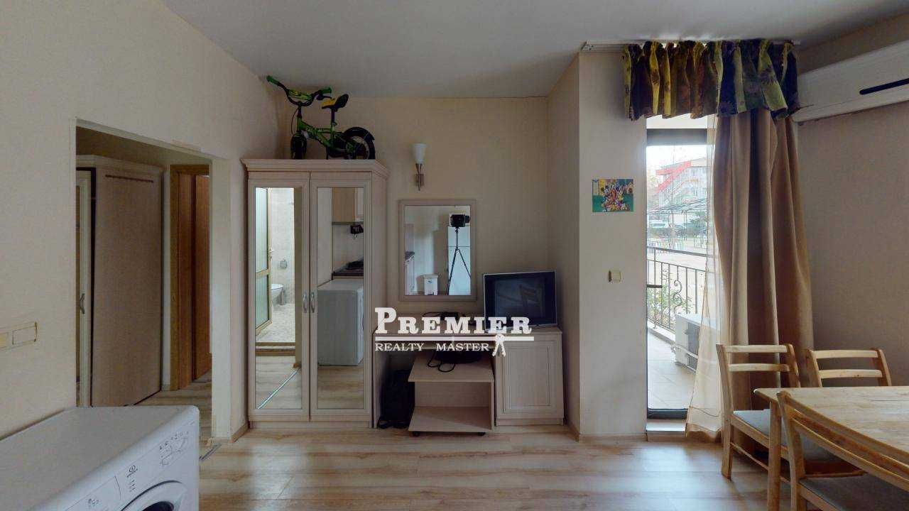 Продава се Двустаен апартамент в Бургас, Акациите - 59 кв.м за 967 €/кв.м - Снимка #2