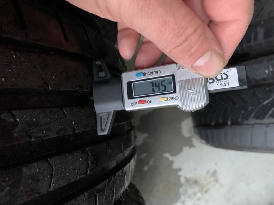 Set 4 anvelope vara Vredestein 205/60/16 pe jante Honda 6Jx16’ 5x114.3