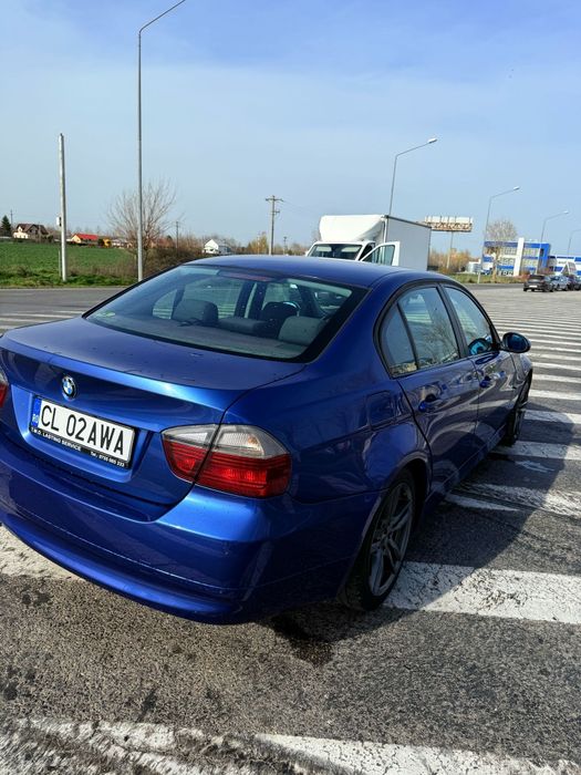 Vând bmw e90 ...