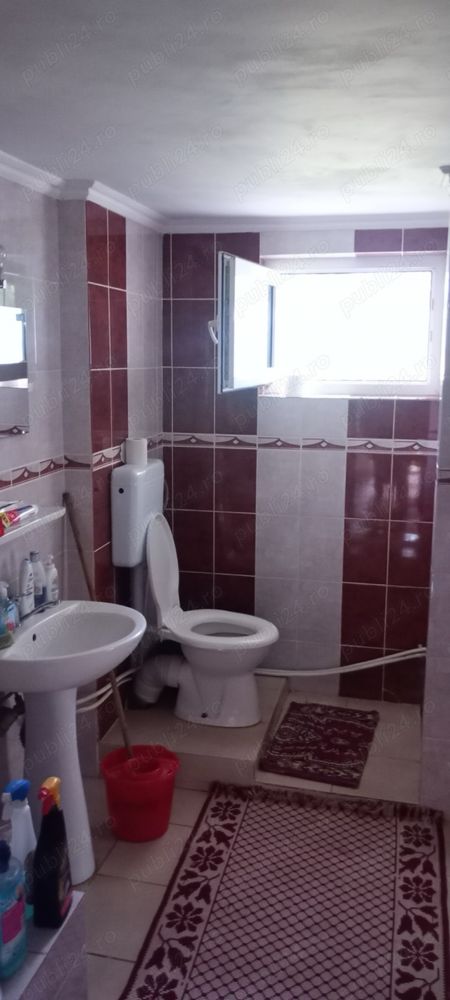 Vand casa in comuna Razboieni,Sat Marginea