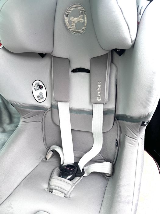 Scaun auto Cybex Sirona S i-Size rotire 360 0-18 kg cu prindere izofix