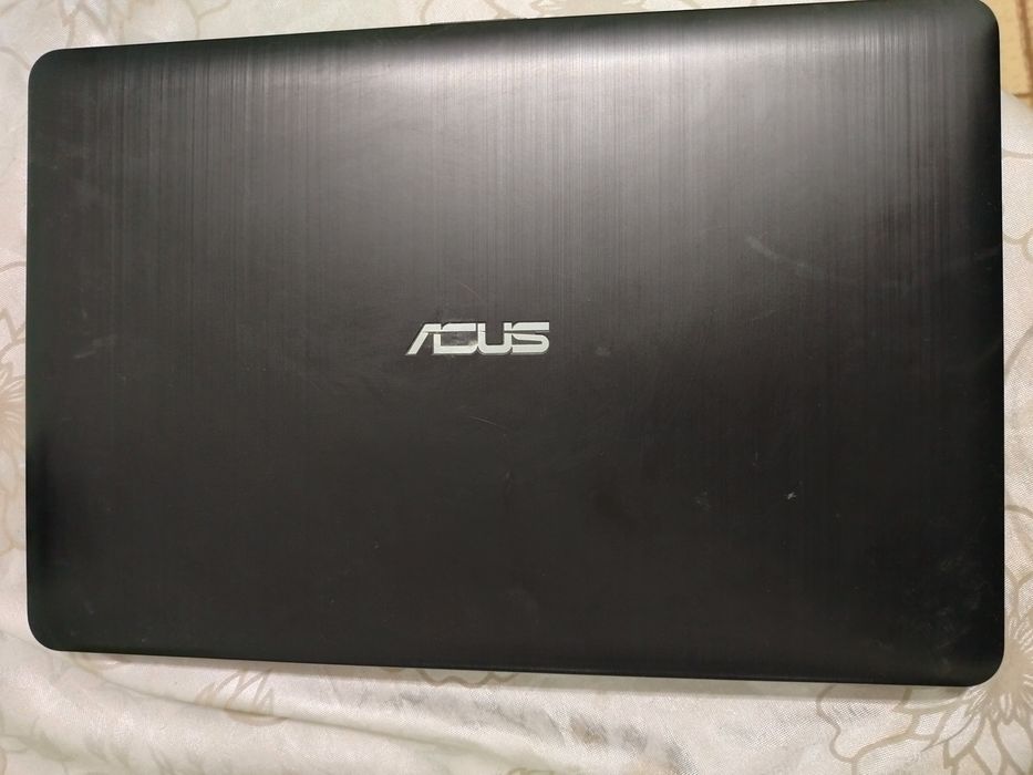 Asus ishlatilgan