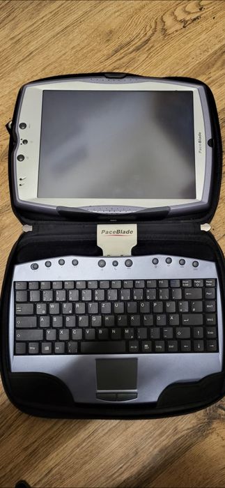 Tableta terrific PaceBlade laptop utilitar atelier pt. piese