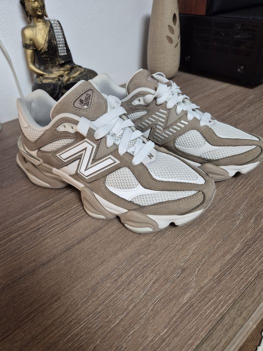 Adidasi New Balance 9060
