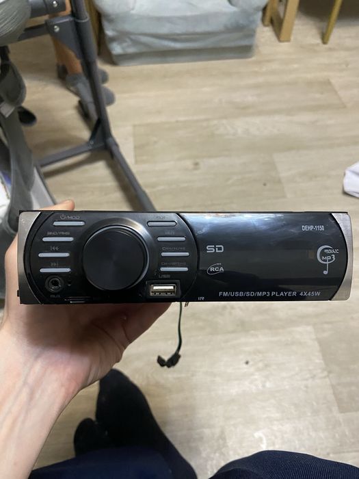 Продам Магнитофон авто