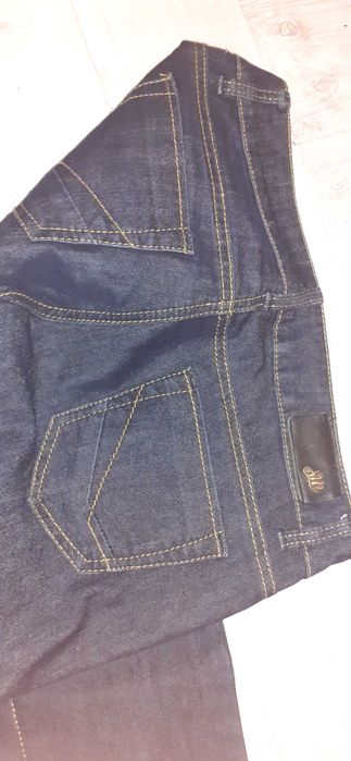 4 perechi de blugi mas S