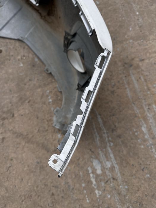 Кобальт бампер передний