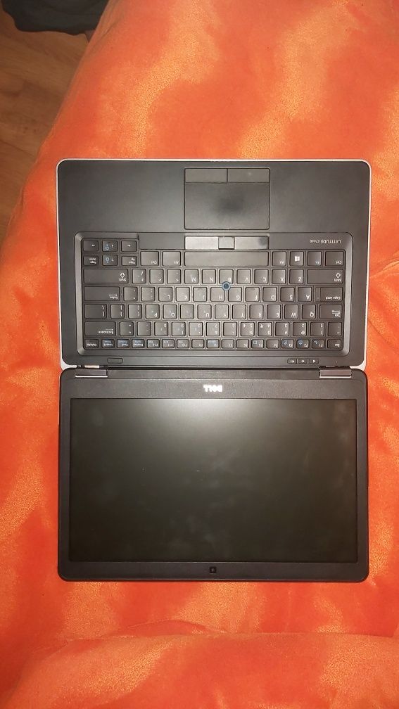 ПРОМОЦИЯ ! Лаптоп  DEll7440