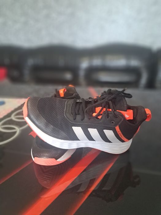 Маратонки adidas