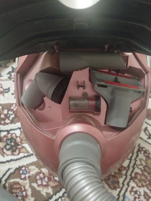 Пылесосы сотилади