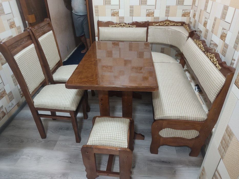 Кухни уголок сотлади йоки буйуртма кабул кламиз дастафка бесплатно