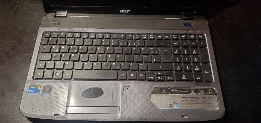 Laptop Acer I3, ecran 15.6, procesor - 2,13 GHz, 250 GB 8GB Rami