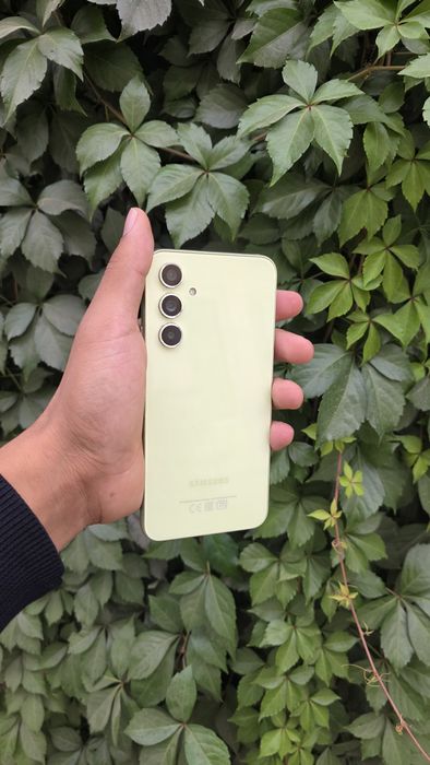 Samsung A54 sitiladi dastavka bor