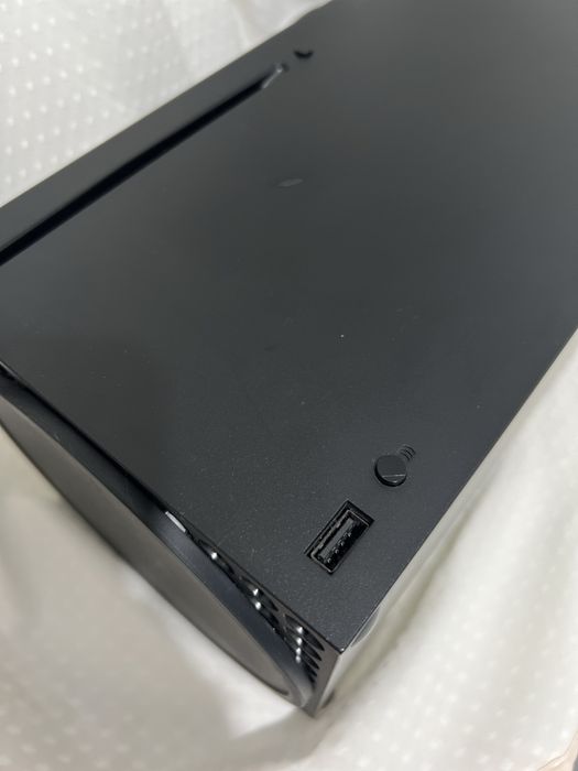 Продается xbox series x на 1 tb