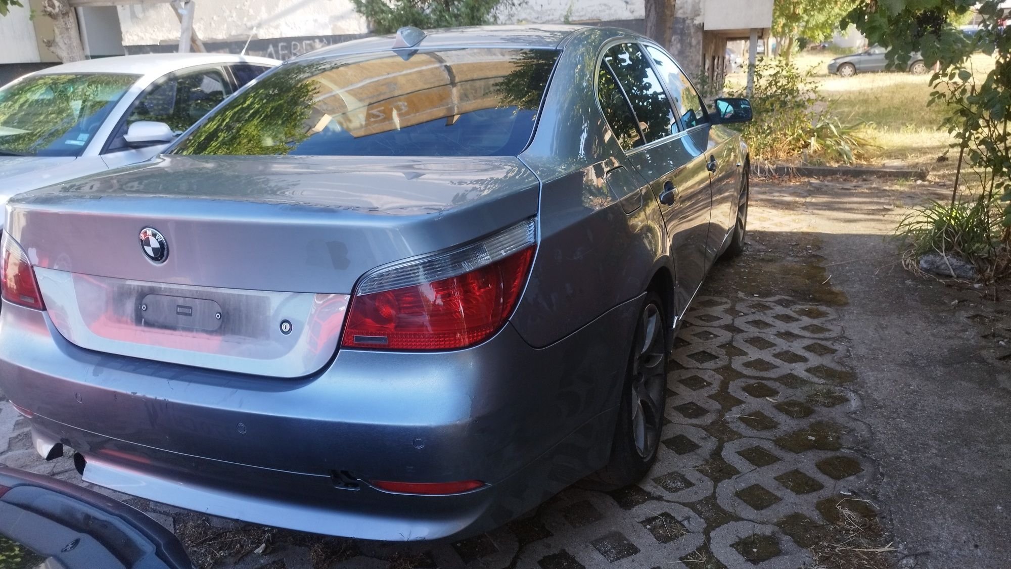 BMW E60 525D 2005г