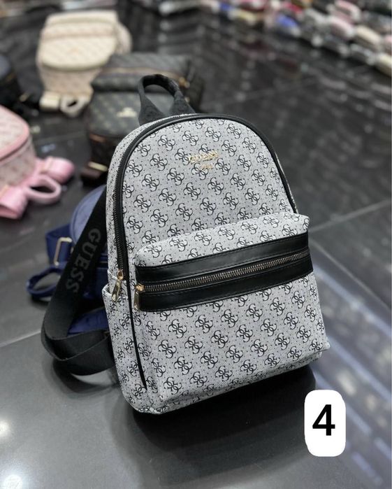 Ghiozdane dama, modele diferite