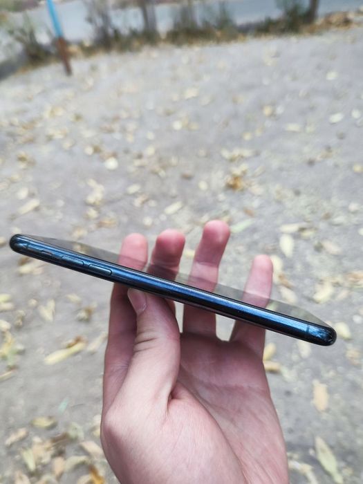 Iphone 11 pro max aybi yo srochno