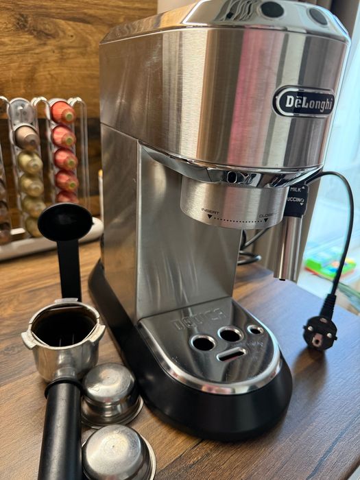 Кафемашина Delongi