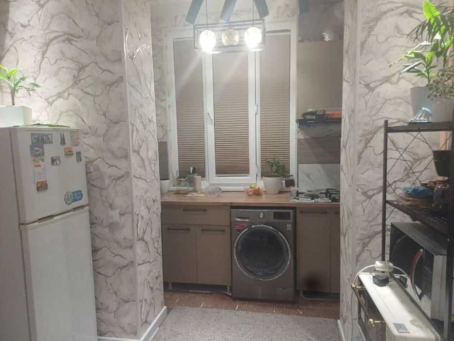 Сроно! Продаётся 2х комн. квартира на Иззат в Новостройке (Кадышева)