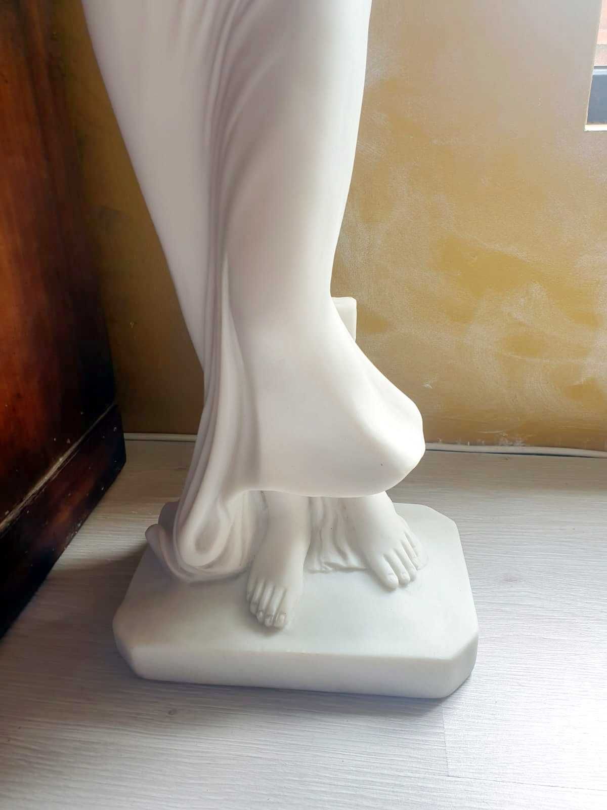 Statuie marmura Pyrene, statueta sculptura