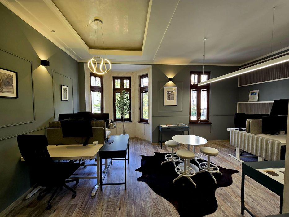 Офис, под наем, Център-ЦУМ