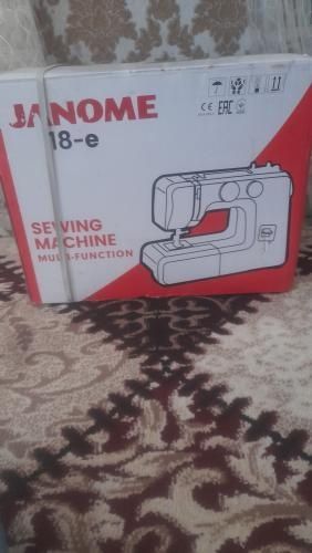 Janome 18-e tikuv mashina