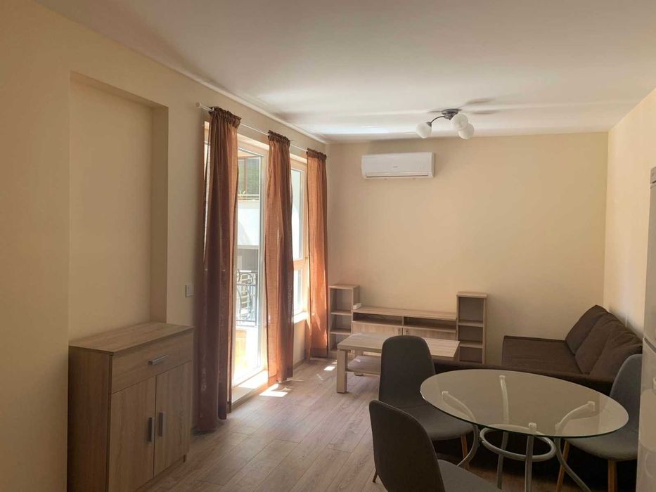 Дава се под наем Двустаен апартамент в София, Хиподрума - 60 кв.м за 459 € - Снимка #1