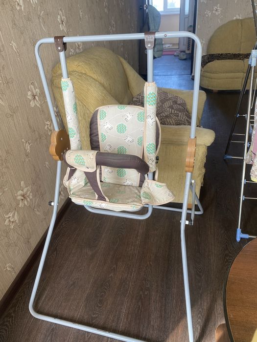 Детская качель б/у