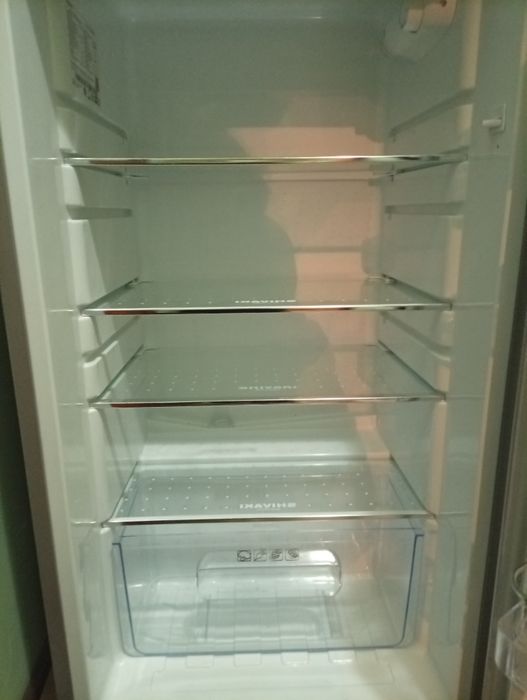 Продам холодильник