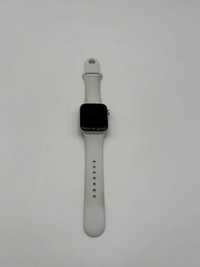 Apple Watch SE GPS Aluminum 44mm (1st gen)