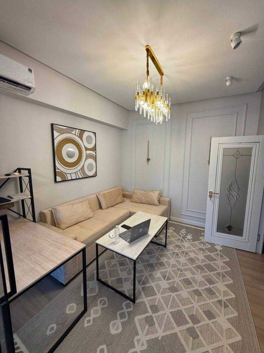 махтумклуи улица новостройка с кадастром 3х ком с ремонтом Студия 70м;