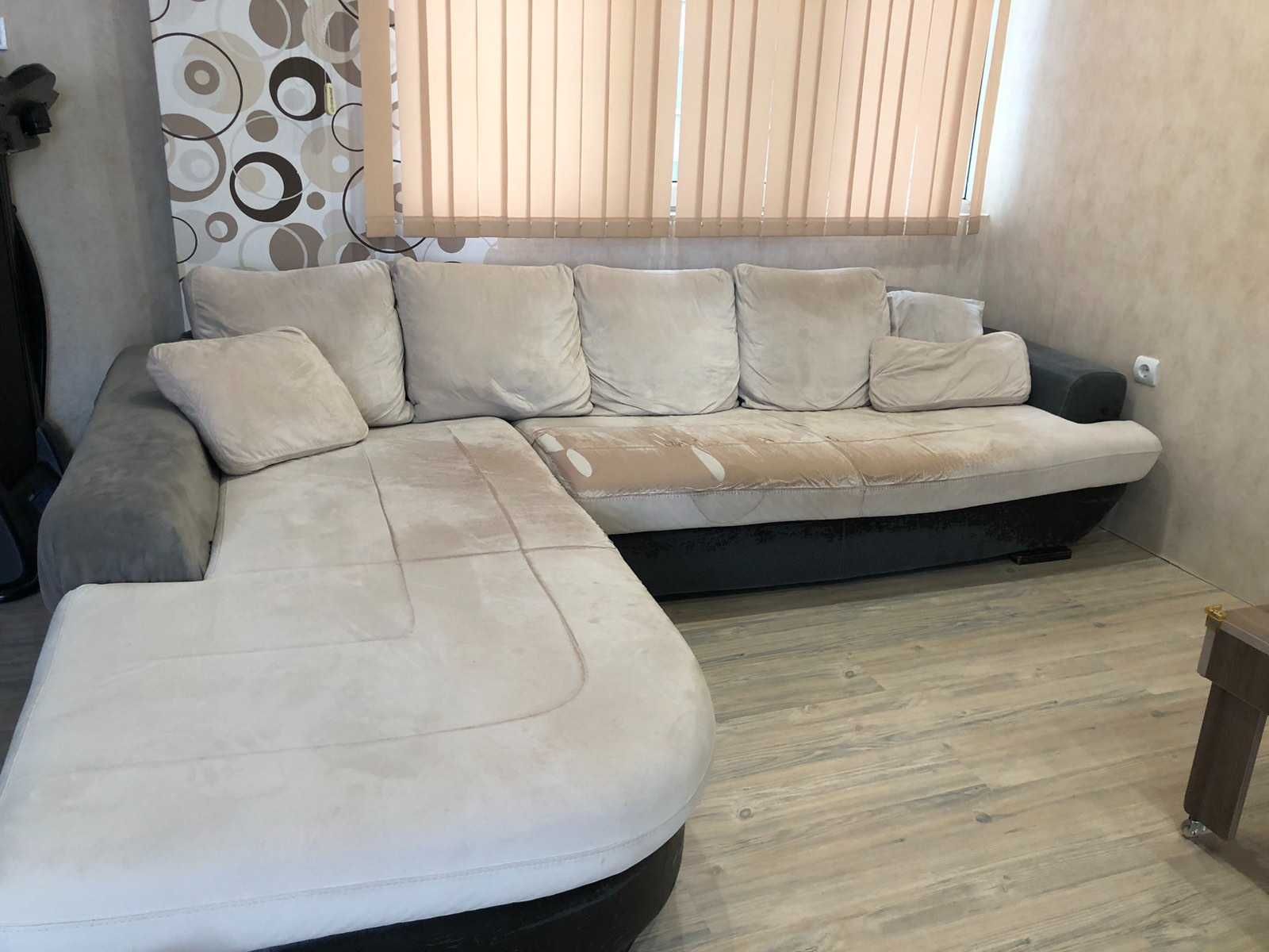 Диван с Лежанка и Табуретка основа масив