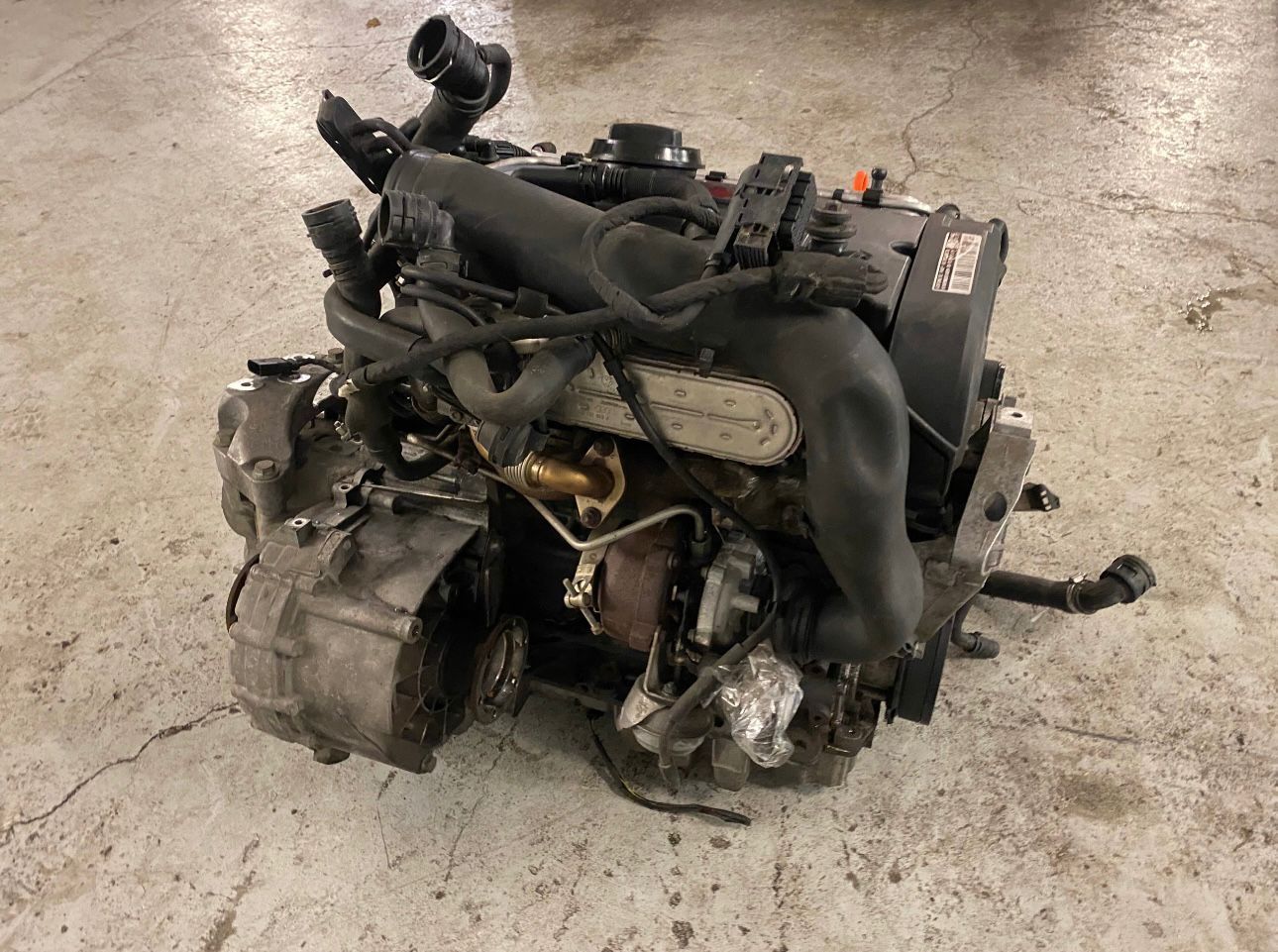 Motor VW Passat B6 2.0 TDI cod motor BKP