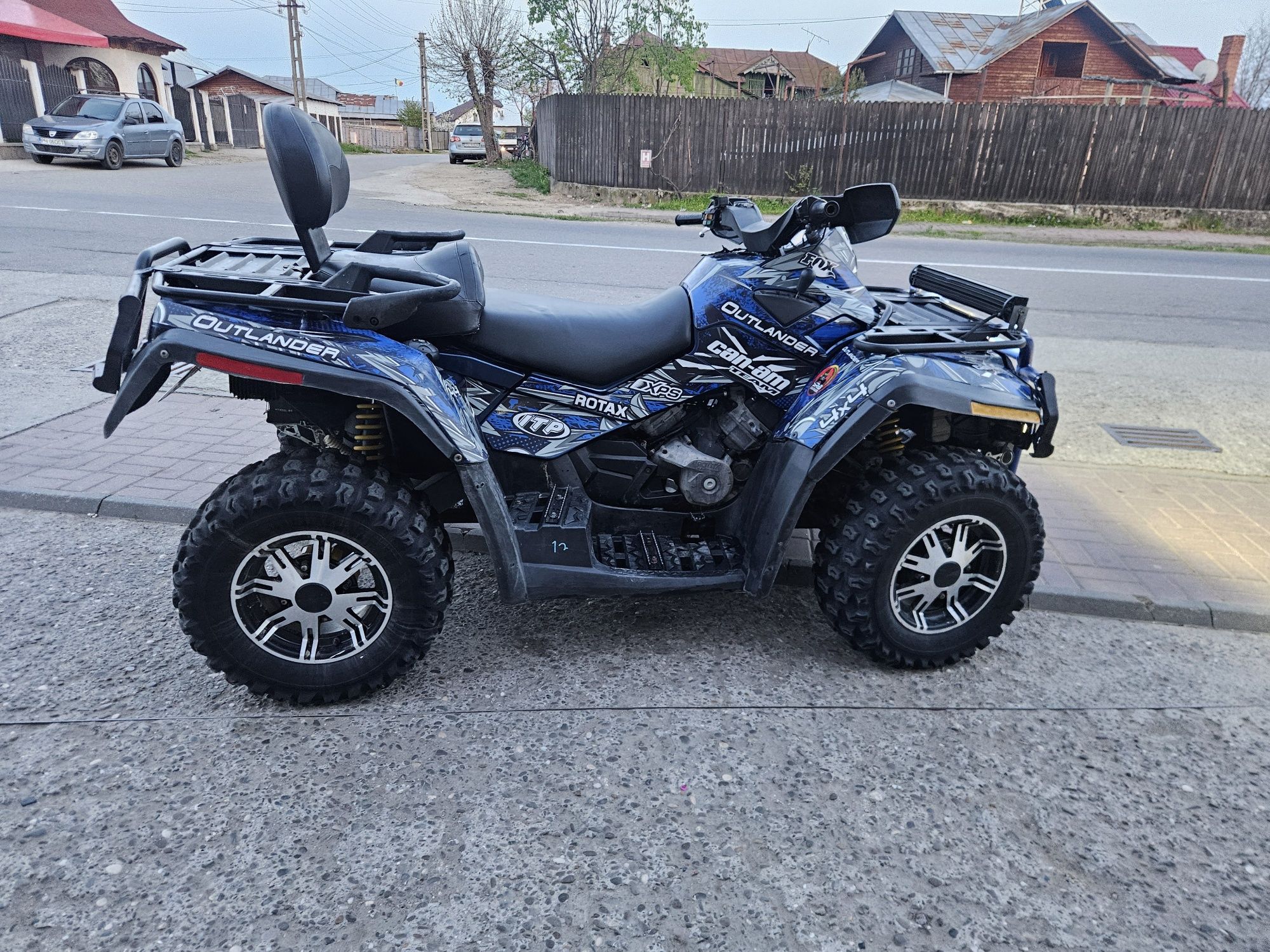 CAN AM outlander 800r