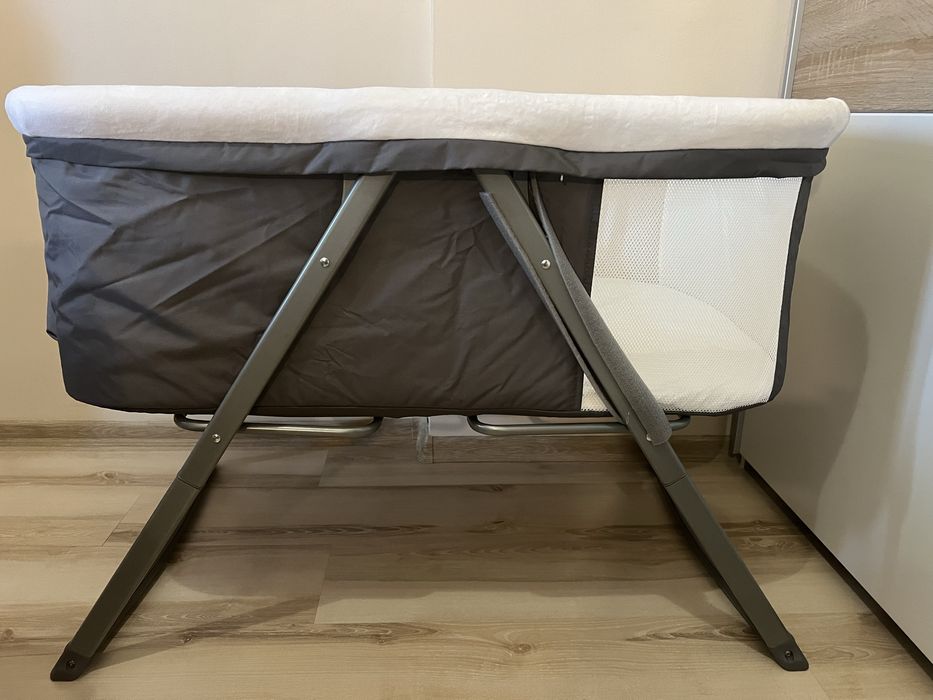 Hauck Dreamer Сгъваема Бебешка Кошара с матрак