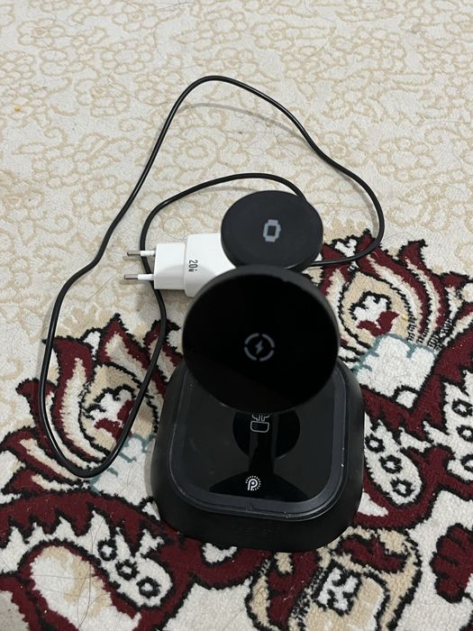 Продаю беспроводную зарядку