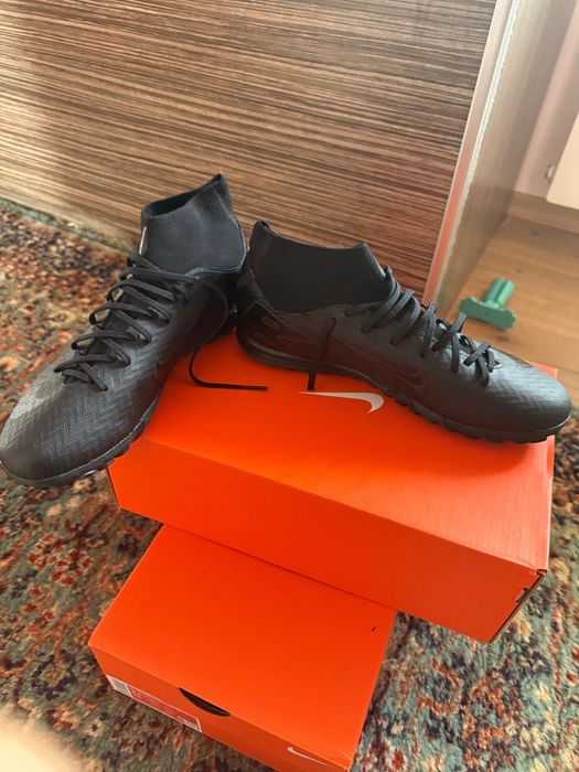 Nike Superfly 10 Чисто нови стоножки 42ри номер (26.5cm)