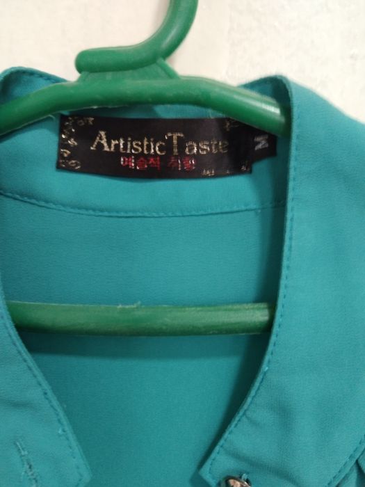 Нарядное бирюзовое платье